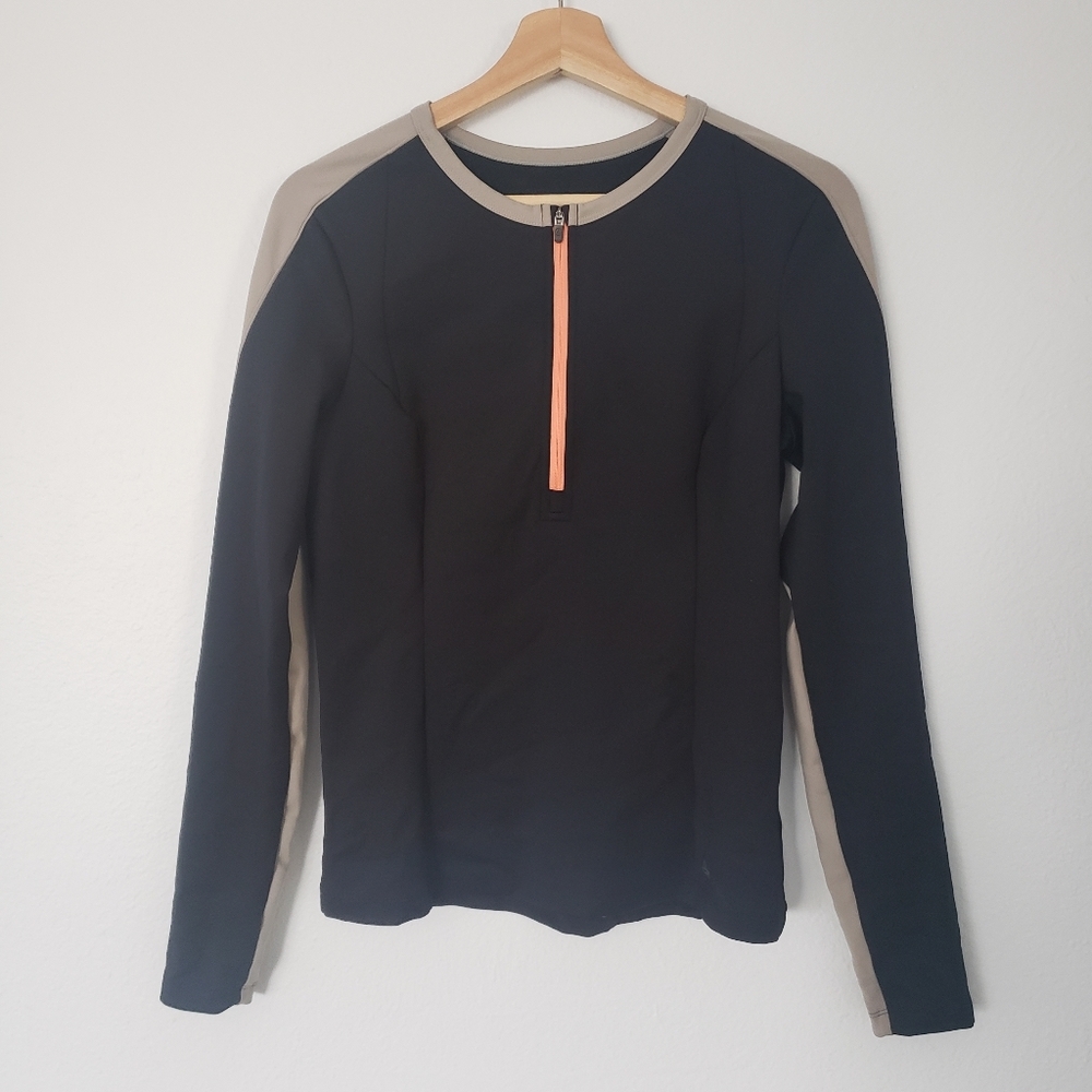 AETHER Women's 1/2 Zip Sleeve Pocket Sweater in Black